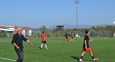 BARTINSPOR GENÇ YETENEKLERİ KAZANDIRMAYA ÇALIŞIYOR