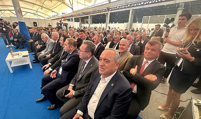 Başkan Fuara Katıldı