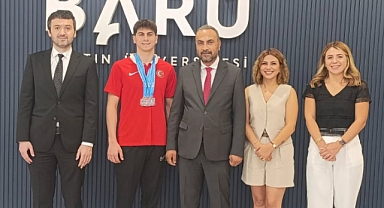 DÜNYA ÜÇÜNCÜSÜ ÖZDEMİR'DEN REKTÖR KAYA'YA ZİYARET