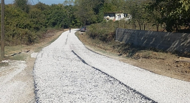 Köy Yolları Yenileniyor