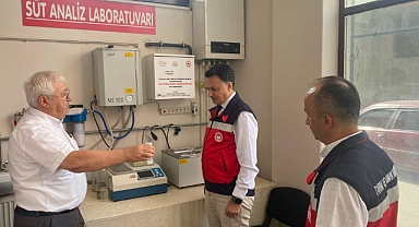 Müdür'den Üreticilere Destek