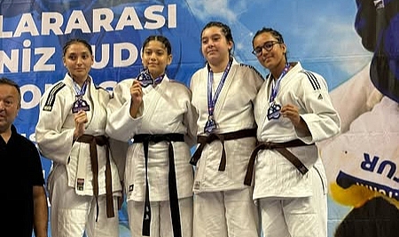 Sporcularımız Samsun’dan madalya ile döndü