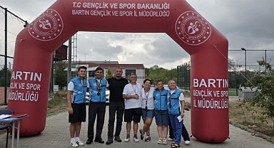 Triatlon Bölge finalinde 12 hakem görev yaptı