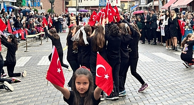102. Yılı Coşkuyla Kutlandı
