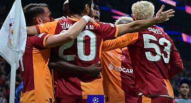 AVRUPA'DA TÜRK'ÜN AYAK SESLERİ YANKILANDI