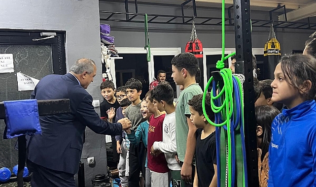 Başkan Uzun’dan Minik Güreşçilere Destek