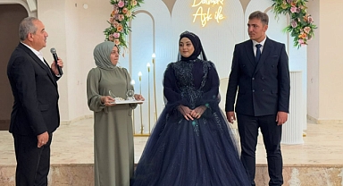Başkan Yüzüğü Taktı