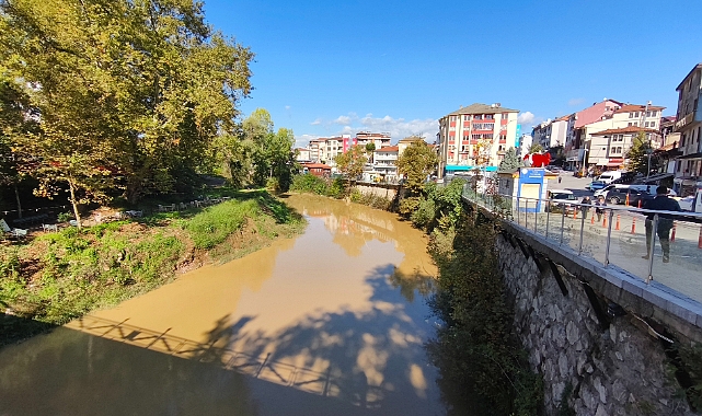 ÇAMUR RENGİNE BÜRÜNDÜ
