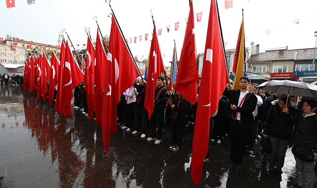 Cumhuriyet'in 102. Yılında Çelenk Sunma Töreni