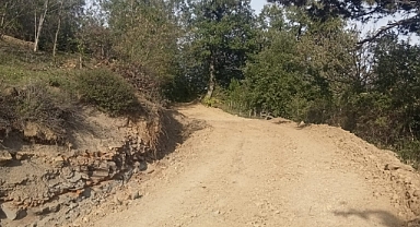 Köy Yolu Yenileniyor