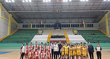 Küknar halkı salonlara davet etti