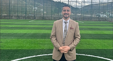 KUMLUCA'DA BELEDİYE HALI SAHASI YENİLENDİ