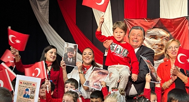 Miniklerden Bayram Gösterisi