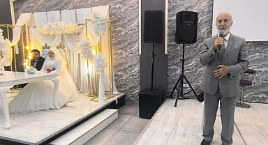 Müftü Düğüne Katıldı