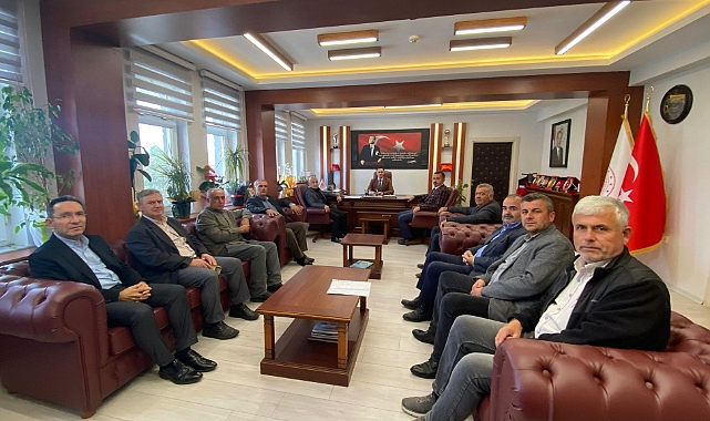 Muhtarlar'dan Müdür'e Ziyaret