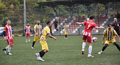ULUSÇINARSPOR İLK MAÇI FARKLI KAZANDI