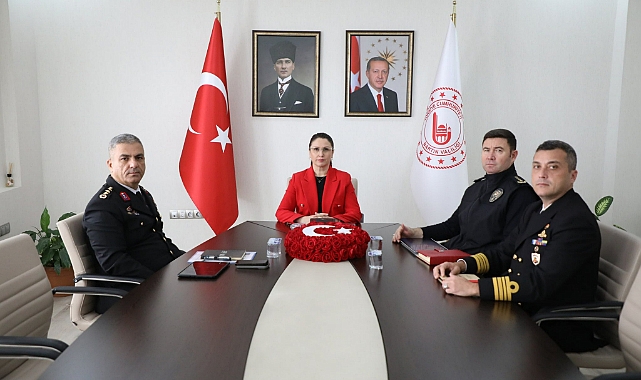 Vali, Yerlikaya ile Güvenlik Toplantısında