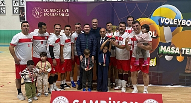 Voleybol'da Emniyet Rüzgarı Esti