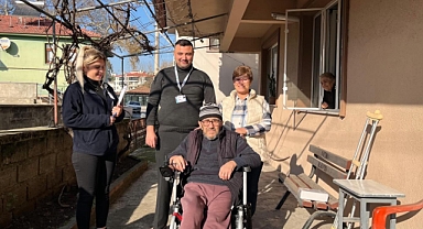 Belediyeden Akülü Sandalye Desteği