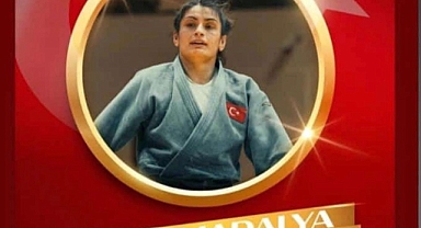 BİR ALTIN MADALYA DA HASRET BOZKURT’TAN!