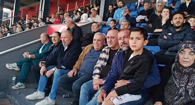 Eski yöneticiler Kırşehir maçını izledi