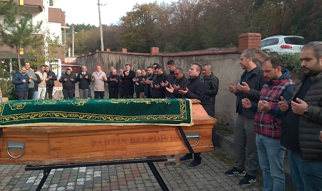 HİKMET SÖNMEZ ZONGULDAK'TA TOPRAĞA VERİLECEK