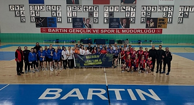 Hnetbol İl birinciliği tamamlandı