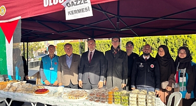 Kaymakam Kadiroğlu Gazze İçin Hayır Çarşısına Katıldı