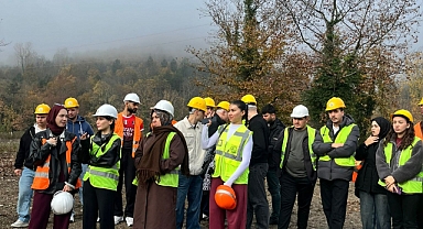 Öğrenciler Tatbikatta