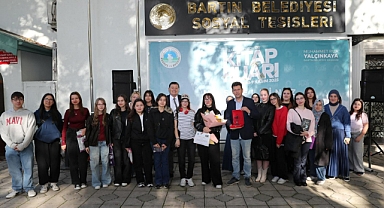 Okurlarıyla Buluştu