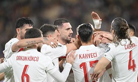 Türkiye, İspanya'yla 2-2 berabere kaldı