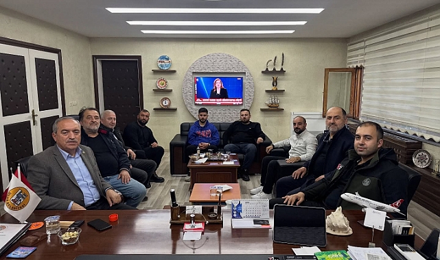 Ulus Çınar Spor yönetimi dün toplandı