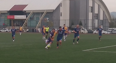 ULUSÇINARSPOR ZİRVE YARIŞINI SÜRDÜRDÜ