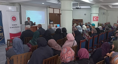 Umre Semineri Düzenlendi