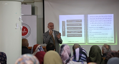 Umreye Gideceklere Seminer