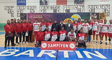 Voleybol'da Emniyet Müdürü 2.oldu