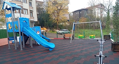 PARKLARDA TEMİZLİK VE BAKIM ÇALIŞMALARI DEVAM EDİYOR