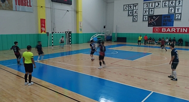 Davut Fırıncıoğlu Futsal'da yarı finale yükseldi