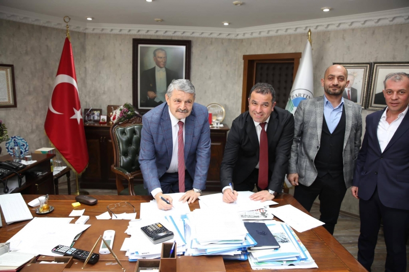 12 personel için imzalar atıldı