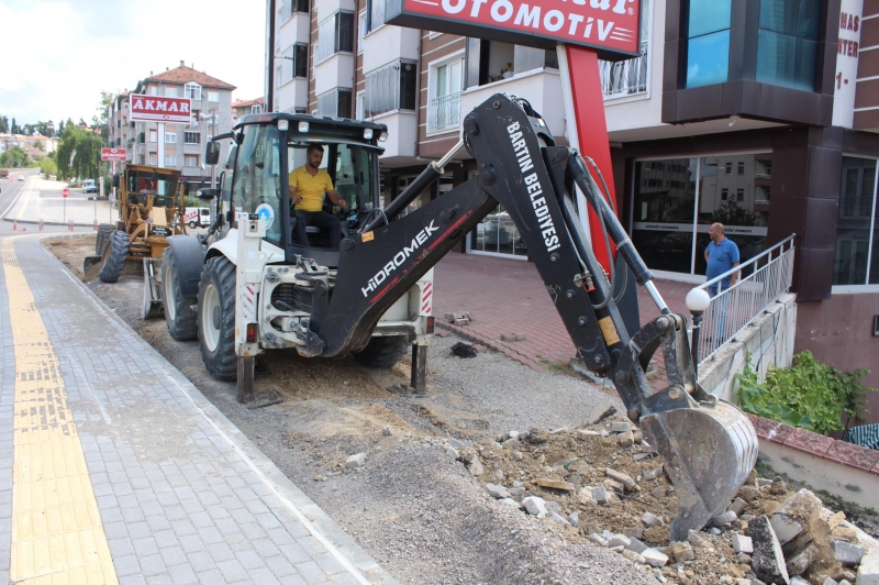 150. Cadde civarında çevre düzenlemesi yapılıyor