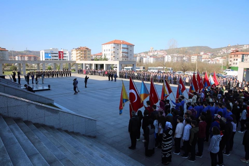 18 Mart törenlerle kutlandı