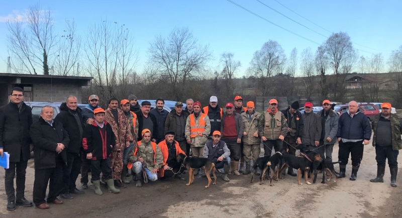 19 avcı zirai mücadele amaçlı domuz avladı