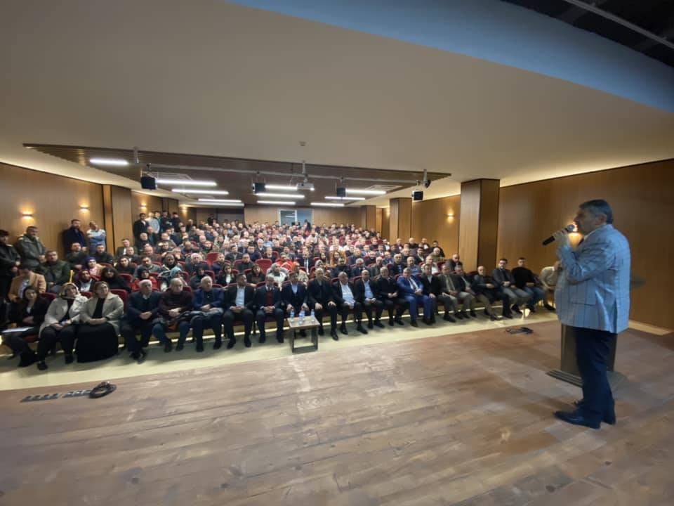 Akın, adaylık başvurusu öncesi MHP teşkilatıyla buluştu