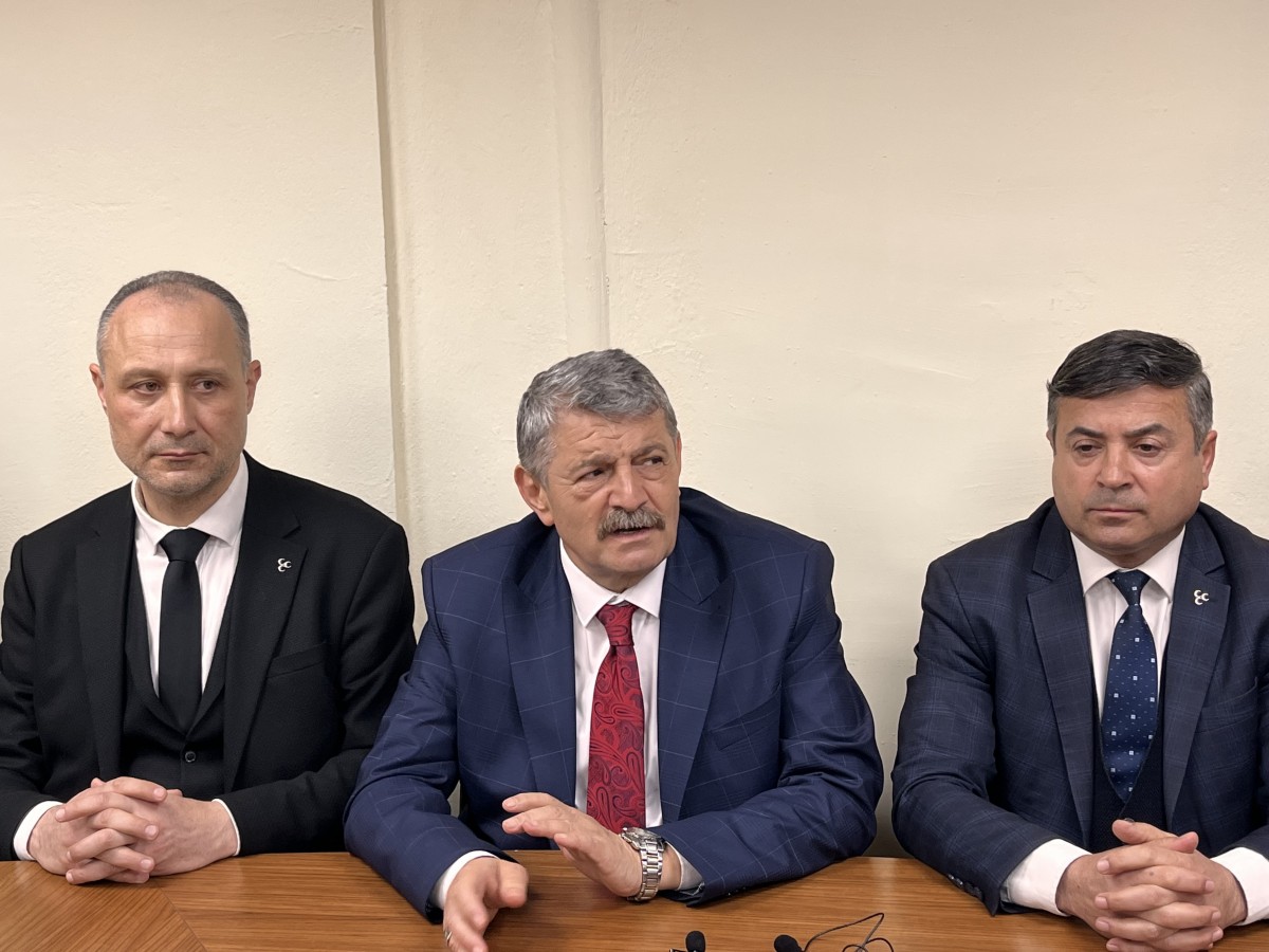 Akın: “Bizim muradımız da bekamız da Bartın”