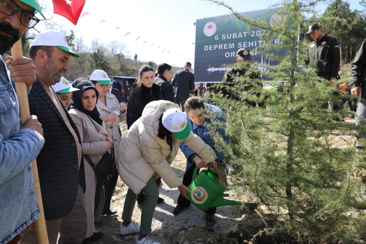 600 fidan daha toprak ile buluştu