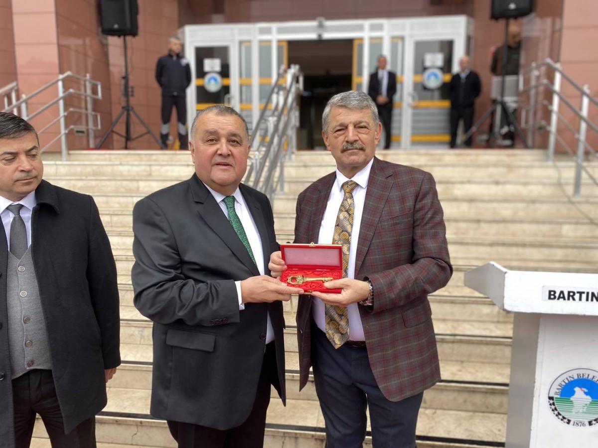 Fırıncıolu şehrin anahtarını teslim aldı