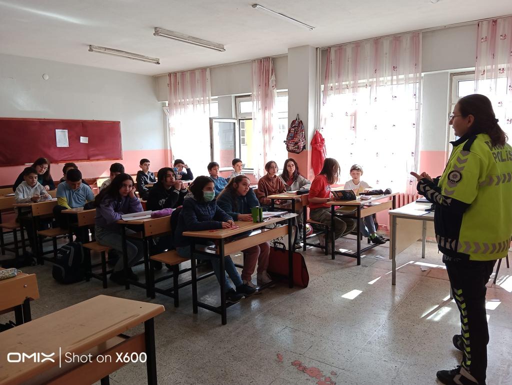 Öğrencilere Trafik Güvenliği eğitimi verildi