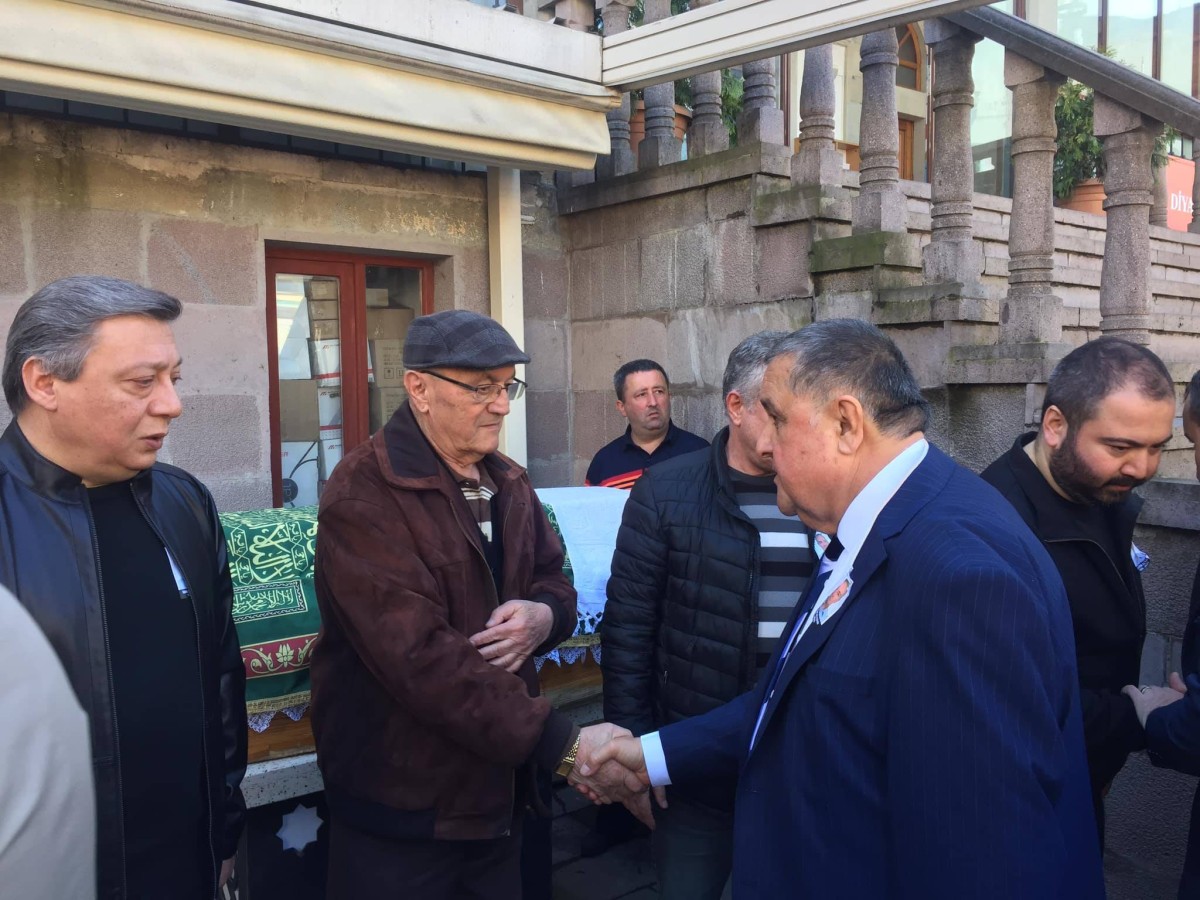 Fırıncıoğlu  Altan Ailesine Başsağlığı diledi