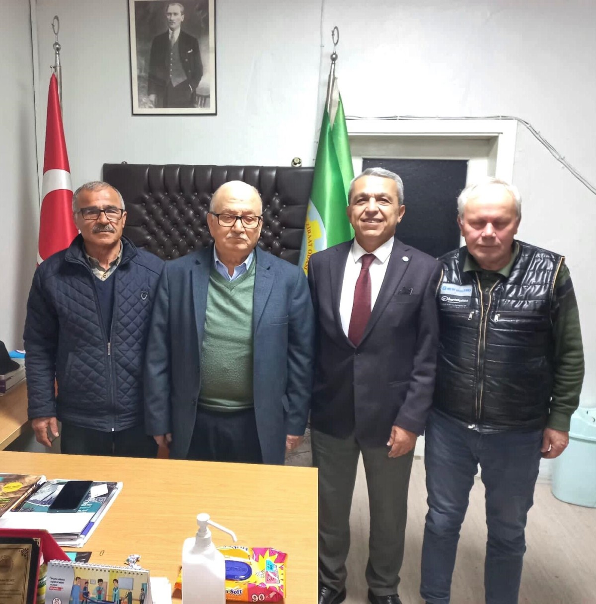 Kasapoğlu’ndan çiftçiye söz: “Üreticiye gübre ve mazotu uygun fiyattan vereceğiz”