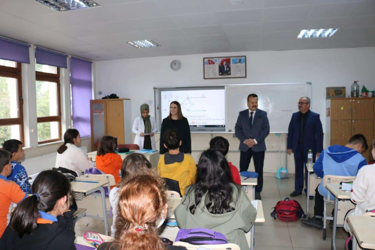 Vali Arslan’dan okul ziyaretleri